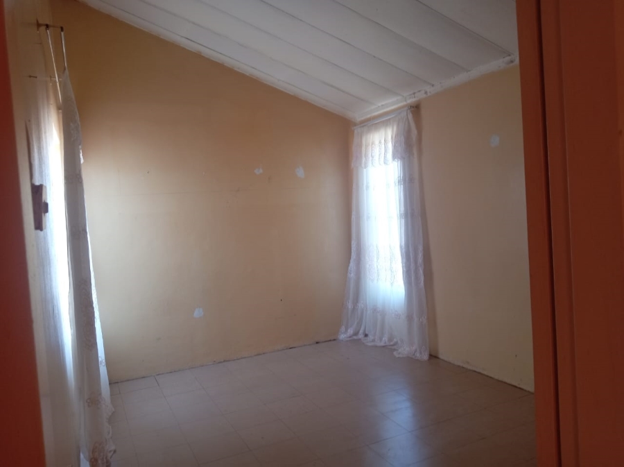 2 Bedroom Property for Sale in Roodepan Northern Cape